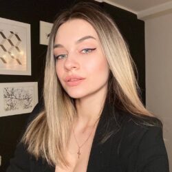 Alsancak Olgun Escort Bayan Ülfet