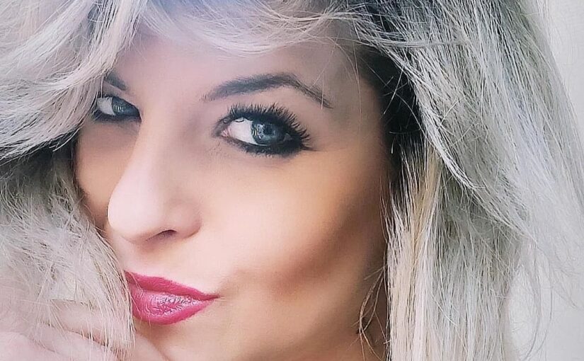 Muğla Arabada Görüşen Escort Bayan Deren