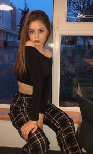 Yüreğir Escortlarıyla Buluşmanın Avantajları Nelerdir